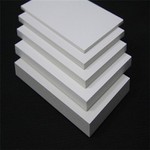 Какова химическая стойкость пенопласта ПВХ?